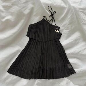 Missguided + Black Pleated Women’s Dress